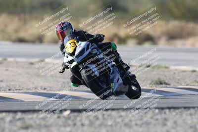 media/Oct-04-2025-CVMA (Sat) [[408bcdd6e4]]/Race 15-Femmewalla-Femmewalla UL/